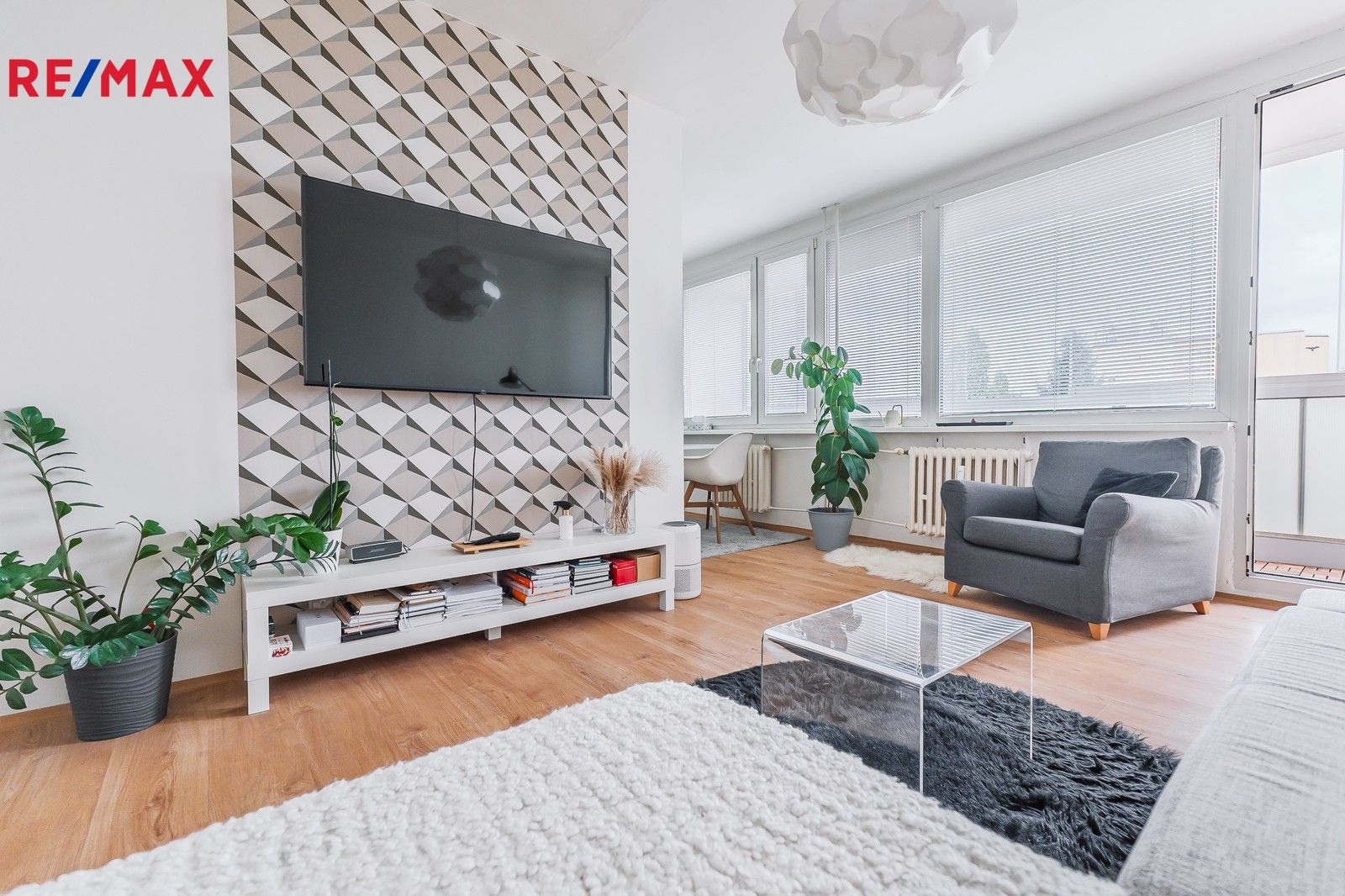 3+1, Veltruská, Praha, 55 m²