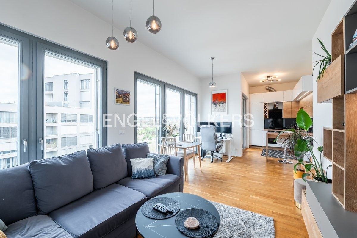 2+kk, Breitfeldova, Praha, 60 m²