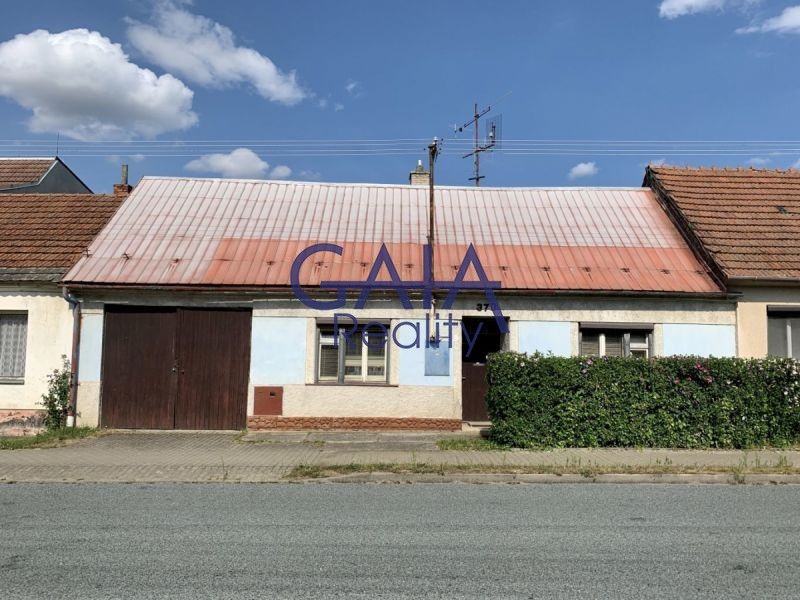 Rodinné domy, Velká nad Veličkou, 305 m²