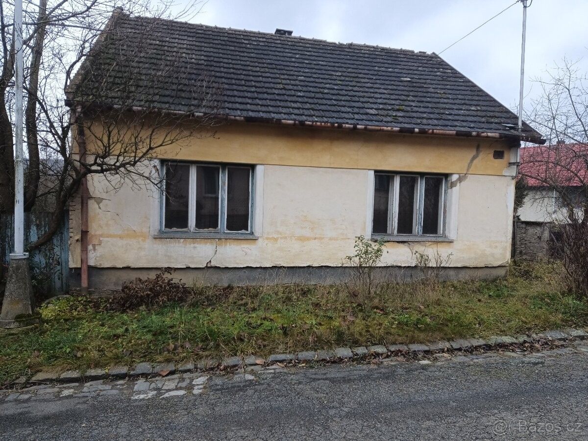 Prodej dům - Zdounky, 768 02, 85 m²