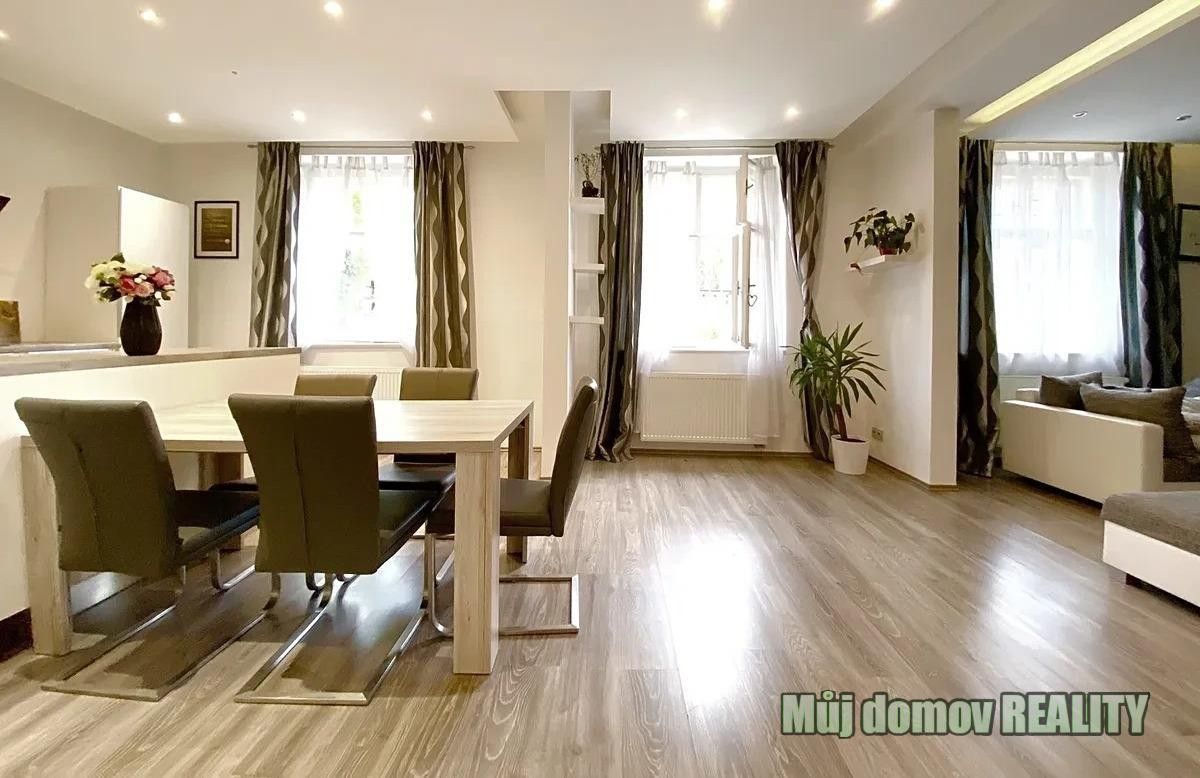3+kk, U střešovických hřišť, Praha, 95 m²