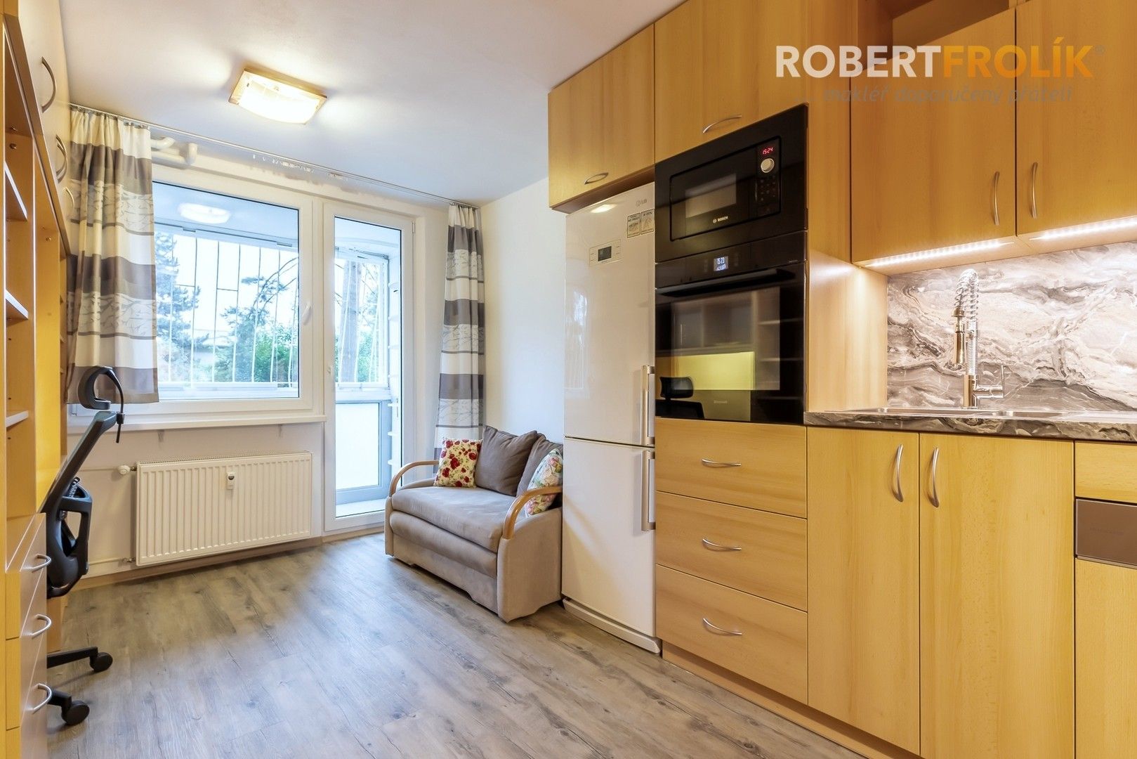 2+kk, Píškova, Praha, 41 m²