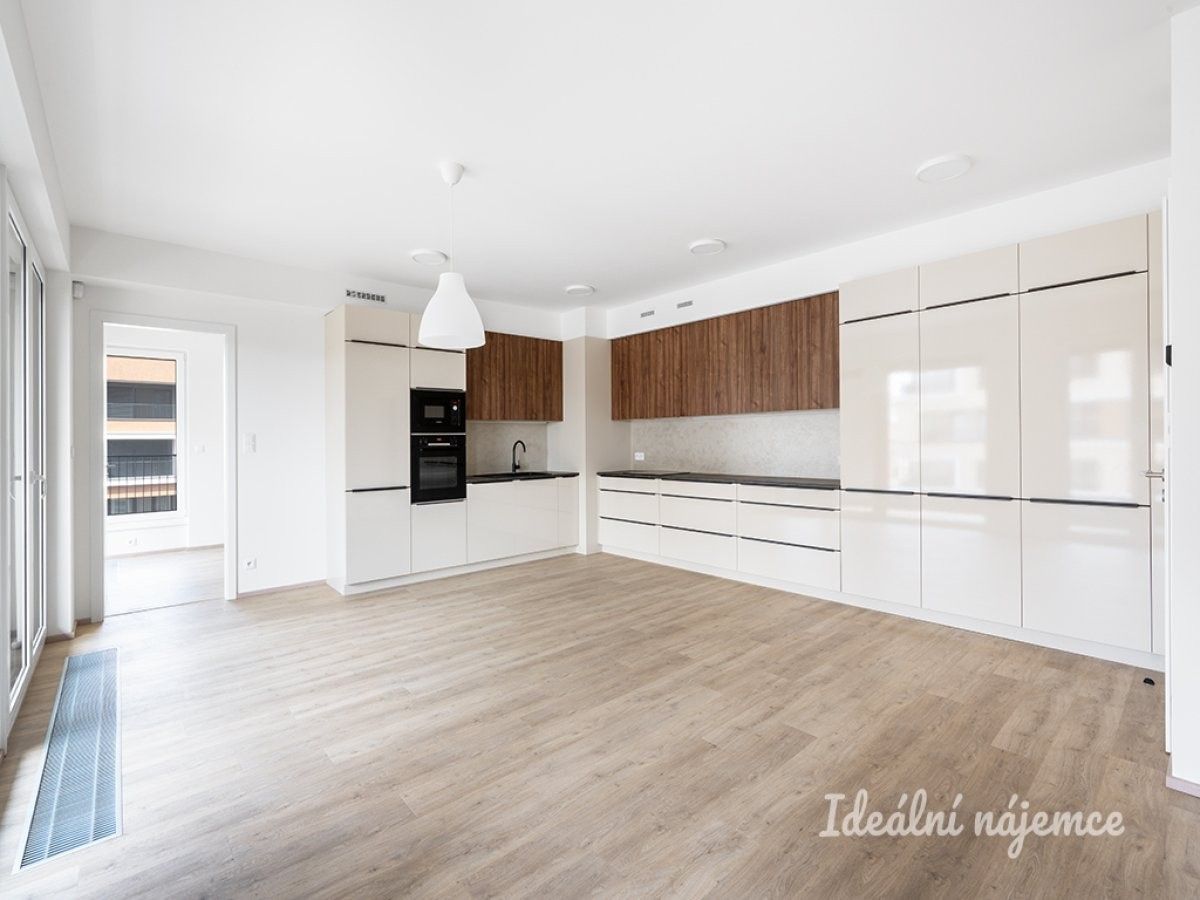 3+kk, Praha 9, Praha, 90 m²
