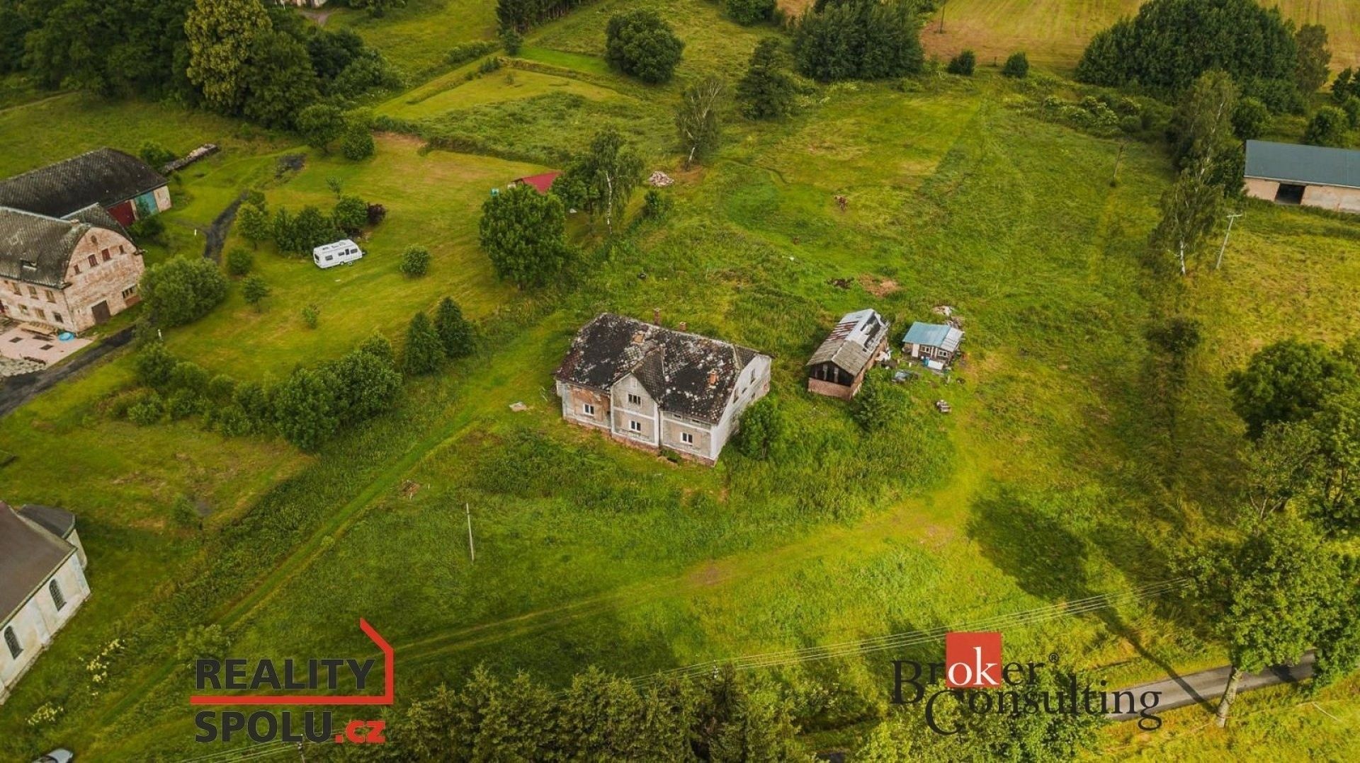 Rodinné domy, Královec, 300 m²
