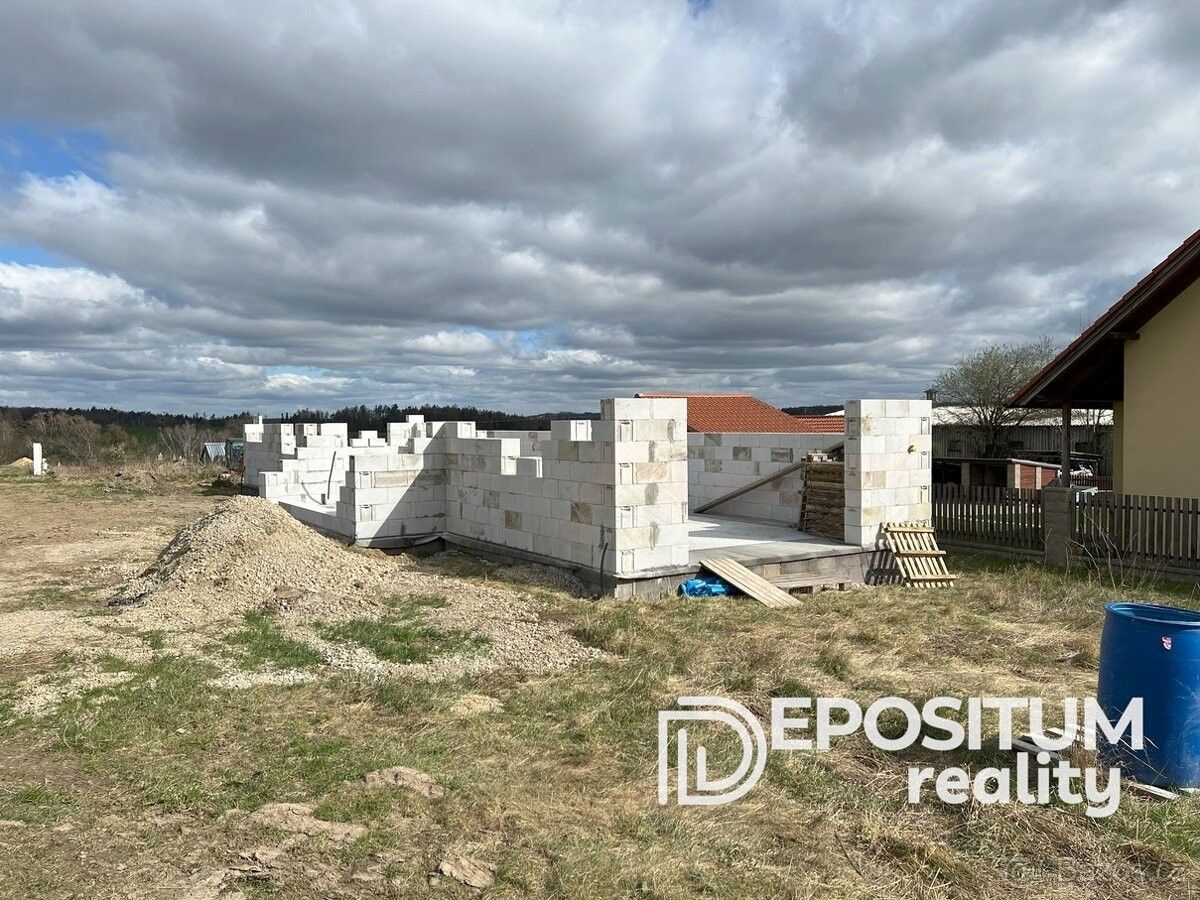 Prodej dům - Louňovice pod Blaníkem, 257 06, 128 m²