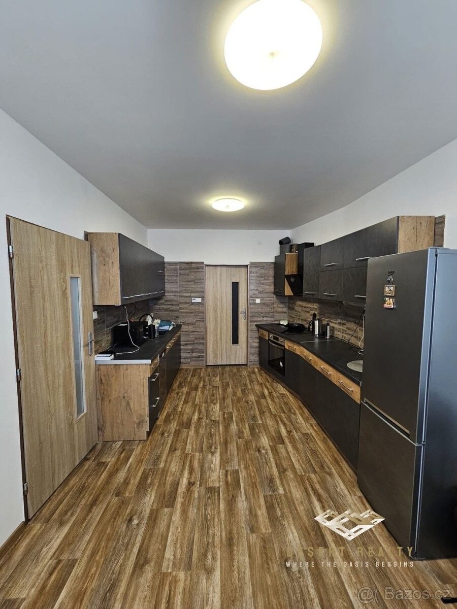 2+kk, Praha, 140 00, 45 m²