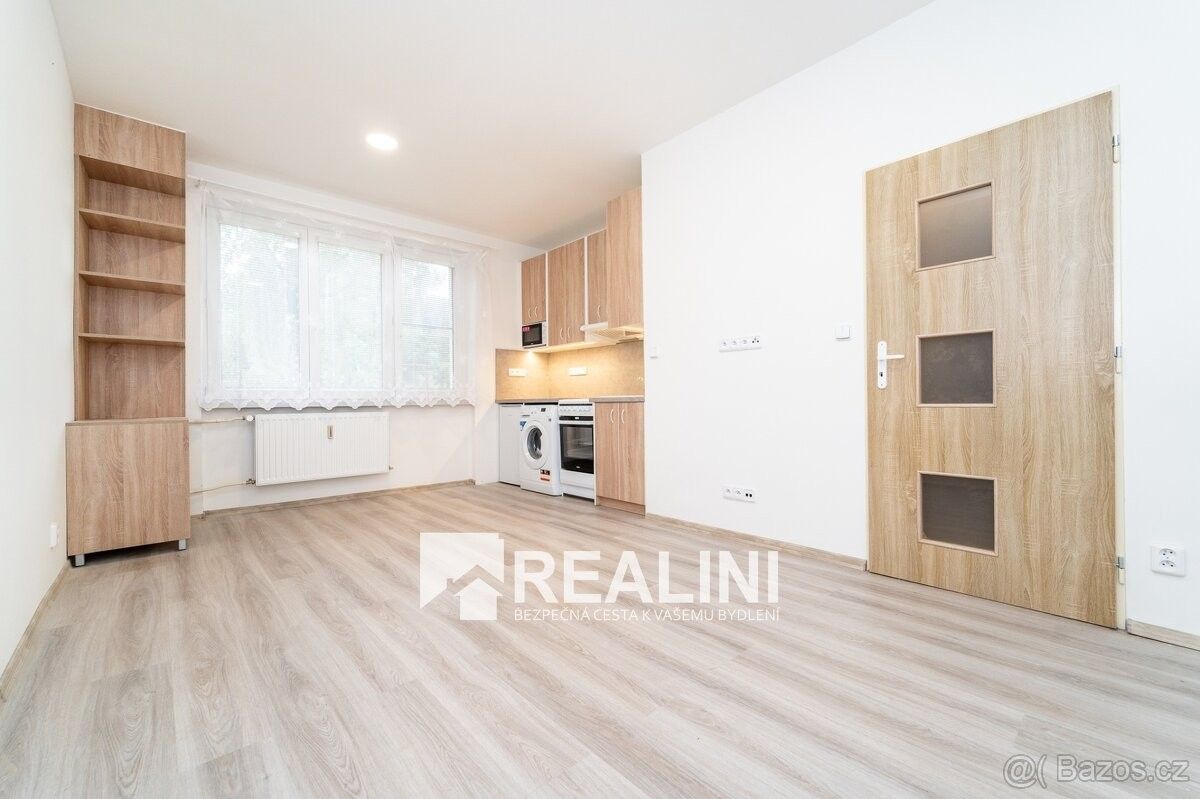 Pronájem byt 1+kk - Karviná, 734 01, 21 m²