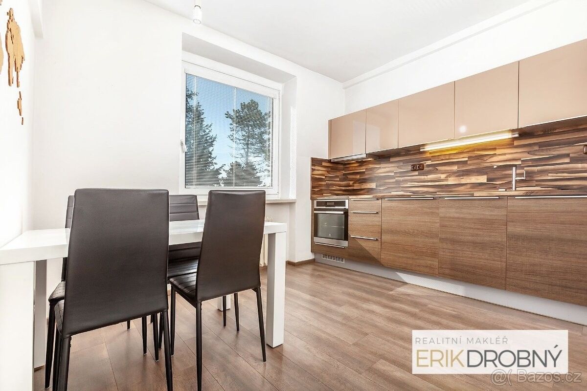2+1, Pardubice, 530 02, 52 m²