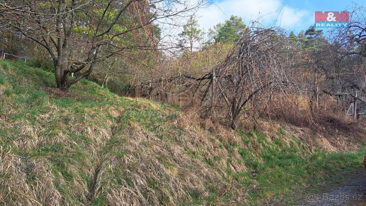 Prodej pozemek - Nesovice, 683 33, 725 m²