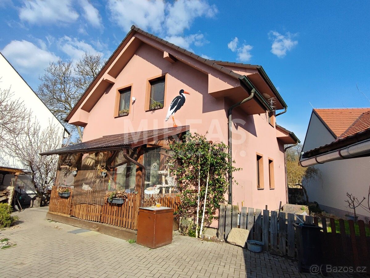 Ostatní, Mochov, 250 87, 140 m²