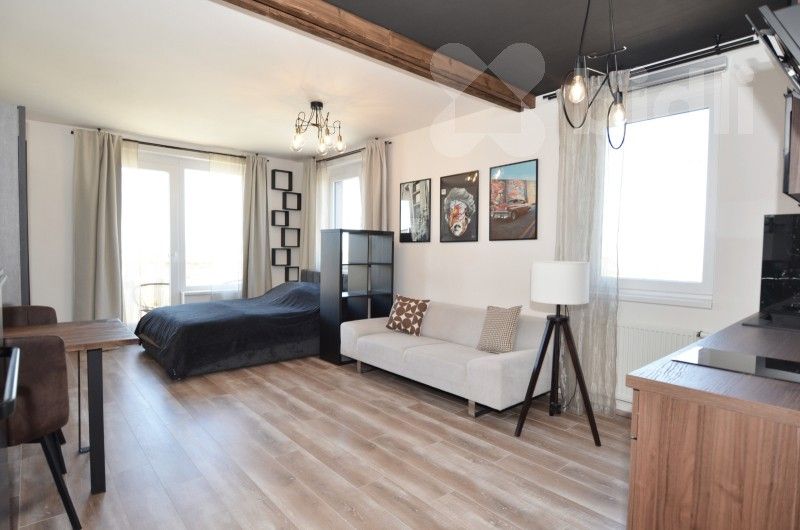 1+kk, Honzíkova, Praha, 42 m²