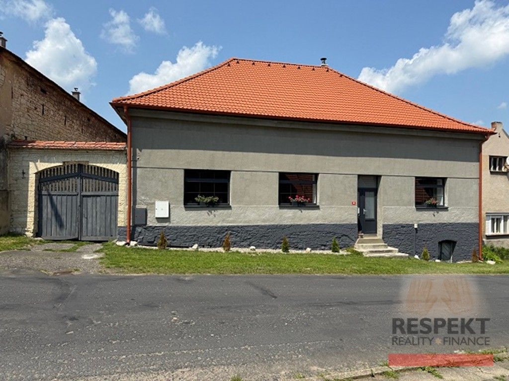 Ostatní, Stradonice, Peruc, 235 m²
