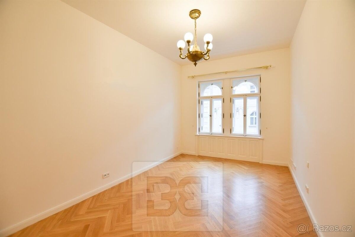 Prodej byt 3+kk - Praha, 120 00, 6 m²