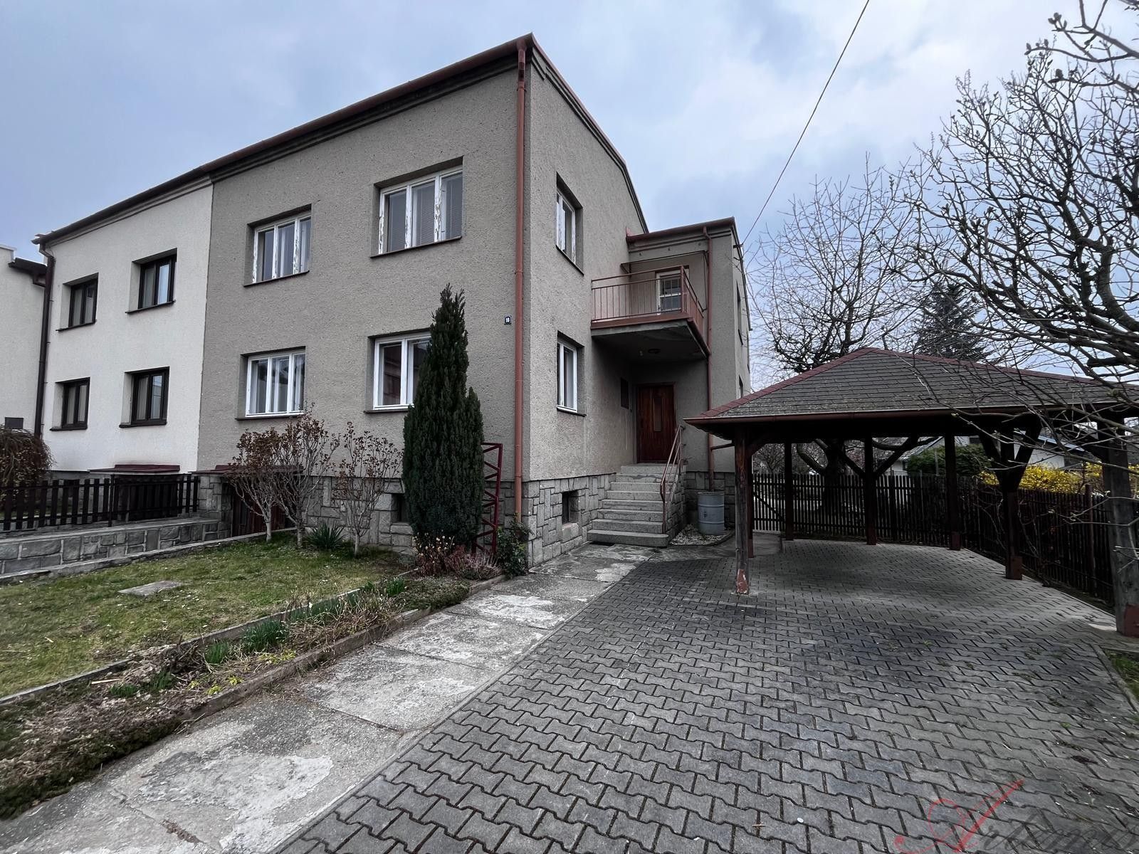 Prodej rodinný dům - Liliová, Opava, 280 m²
