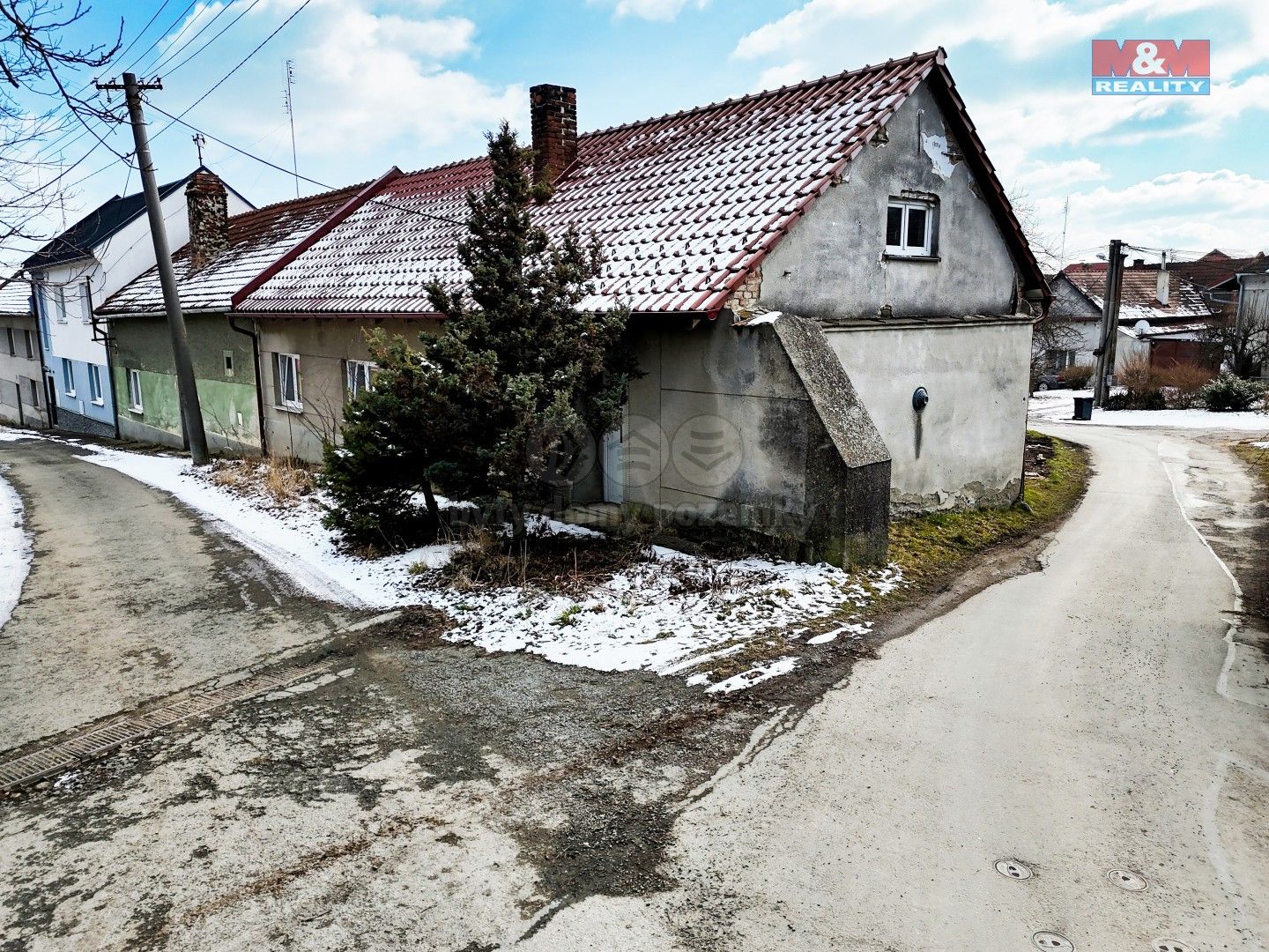 Prodej rodinný dům - Ptení, 90 m²