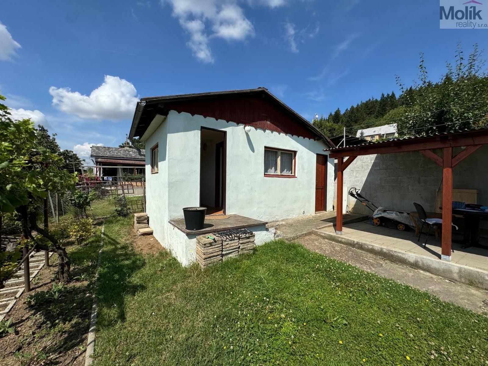 Chaty, Okrajová, Most, 50 m²