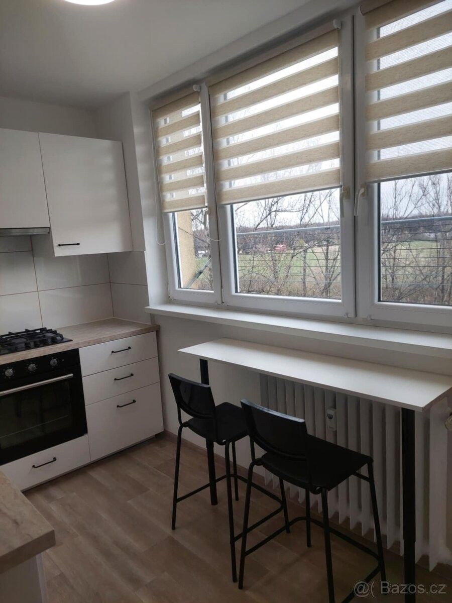 Pronájem byt 3+1 - Karviná, 735 03, 74 m²