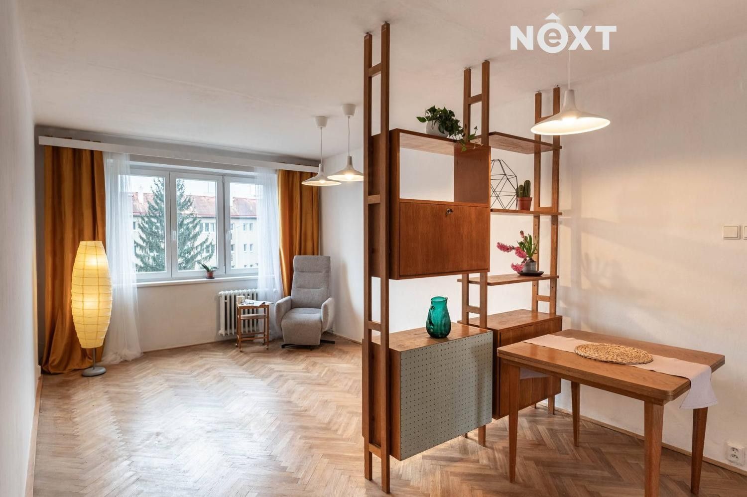 3+1, Černokostelecká, Praha, 64 m²