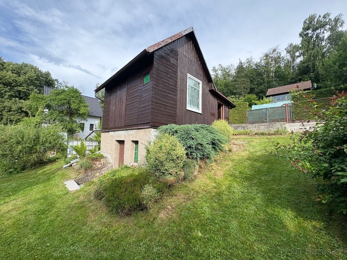 Zahrady, Pelhřimov, 393 01, 370 m²