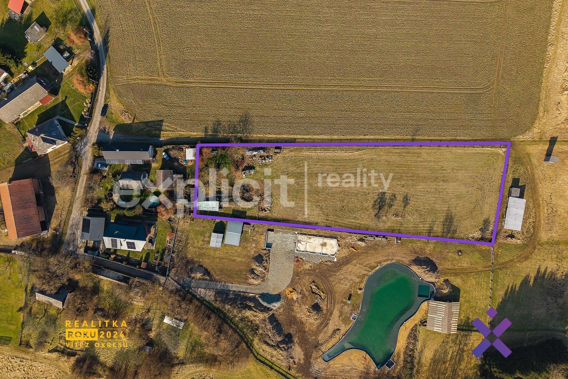 Prodej pozemek pro bydlení - Ujkovice, 5 615 m²