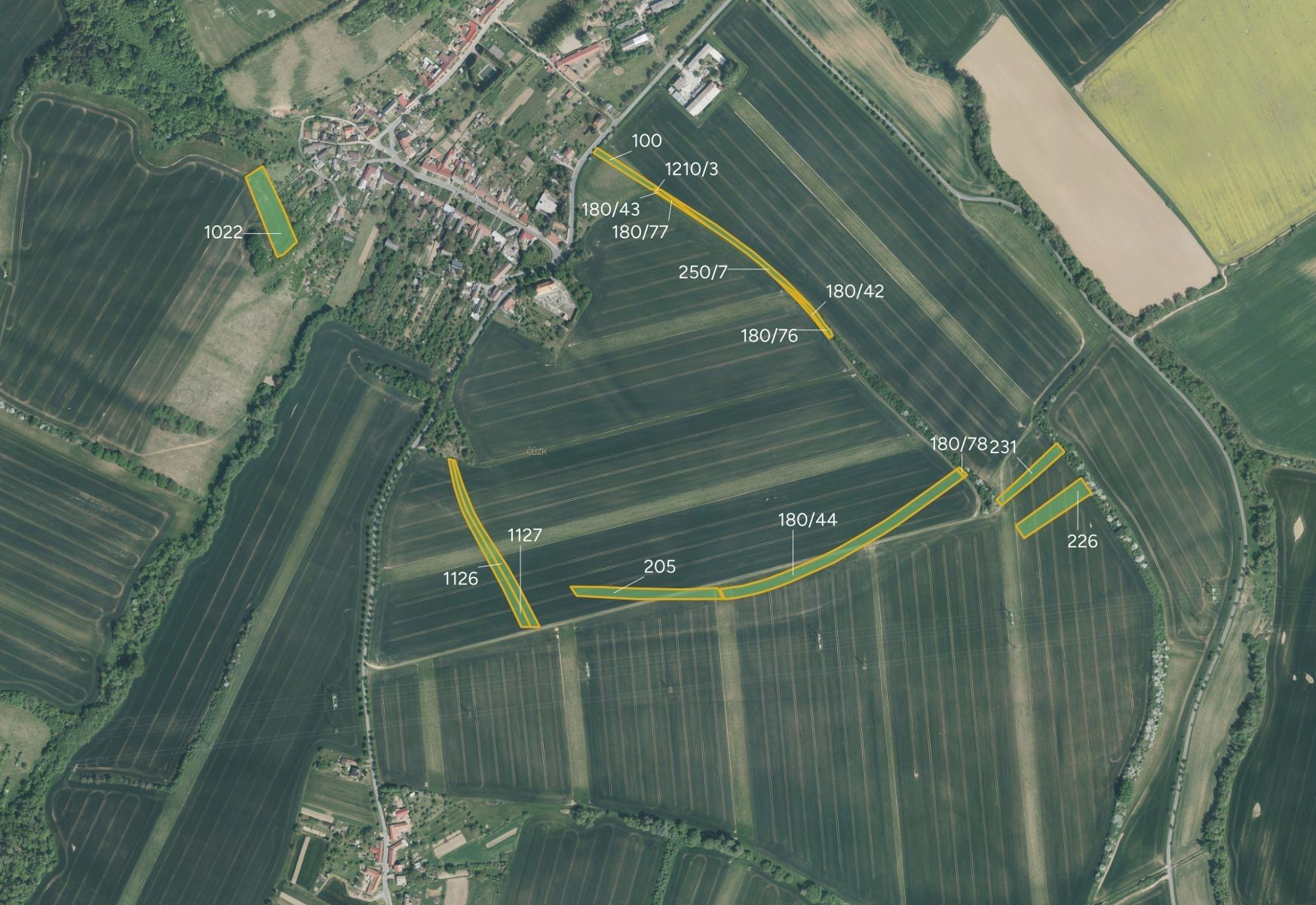 Zemědělské pozemky, Zlámanka, Kroměříž, 18 920 m²