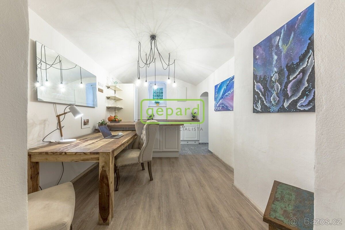 2+kk, Praha, 101 00, 57 m²