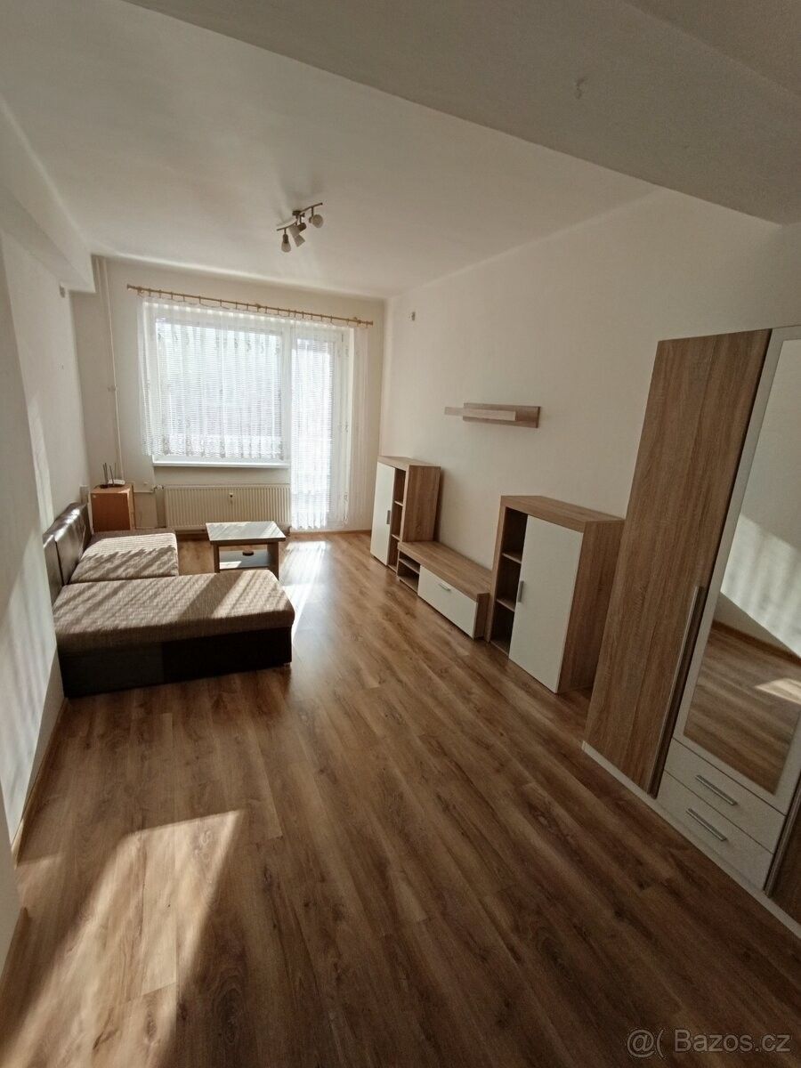 2+1, Chomutov, 430 01, 48 m²