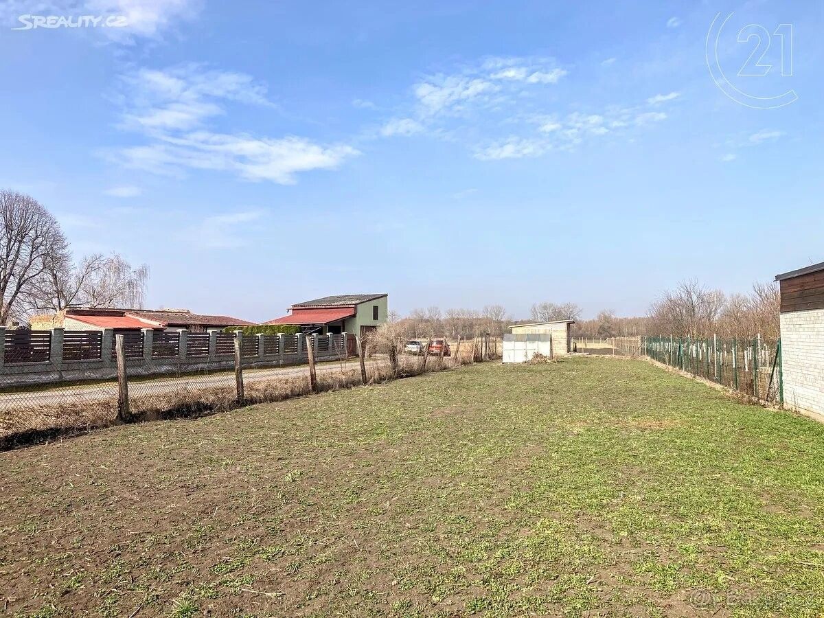 Prodej pozemek pro bydlení - Petrov u Hodonína, 696 65, 727 m²