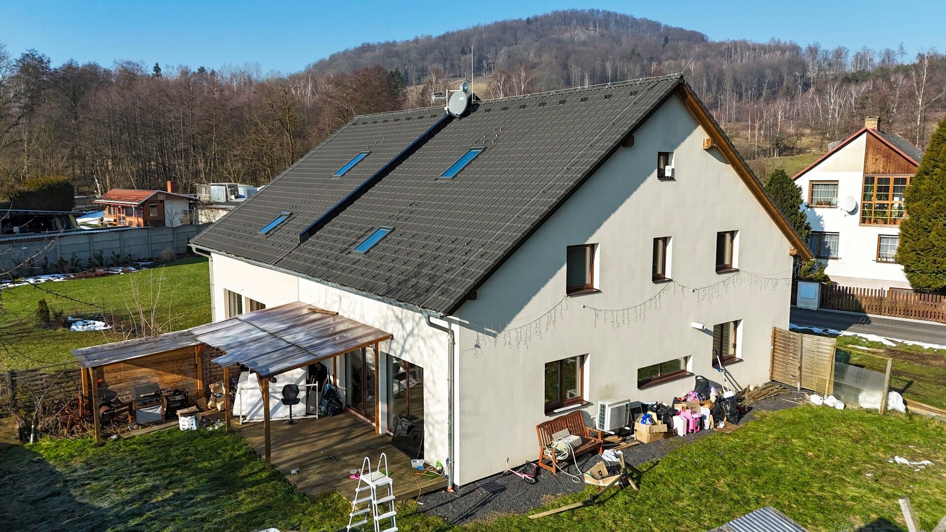 Ostatní, Svor, 305 m²