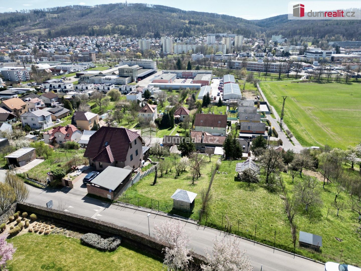 Prodej pozemek pro bydlení - Nad Humny, Zlín, 722 m²