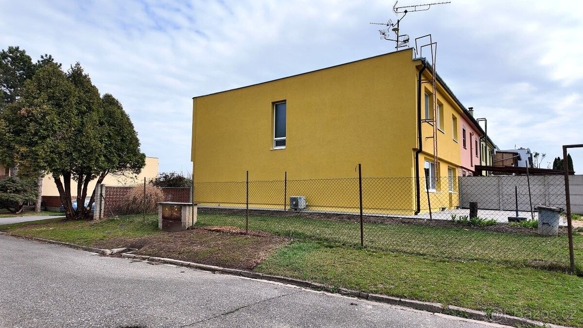 Prodej dům - Lednice na Moravě, 691 44, 300 m²