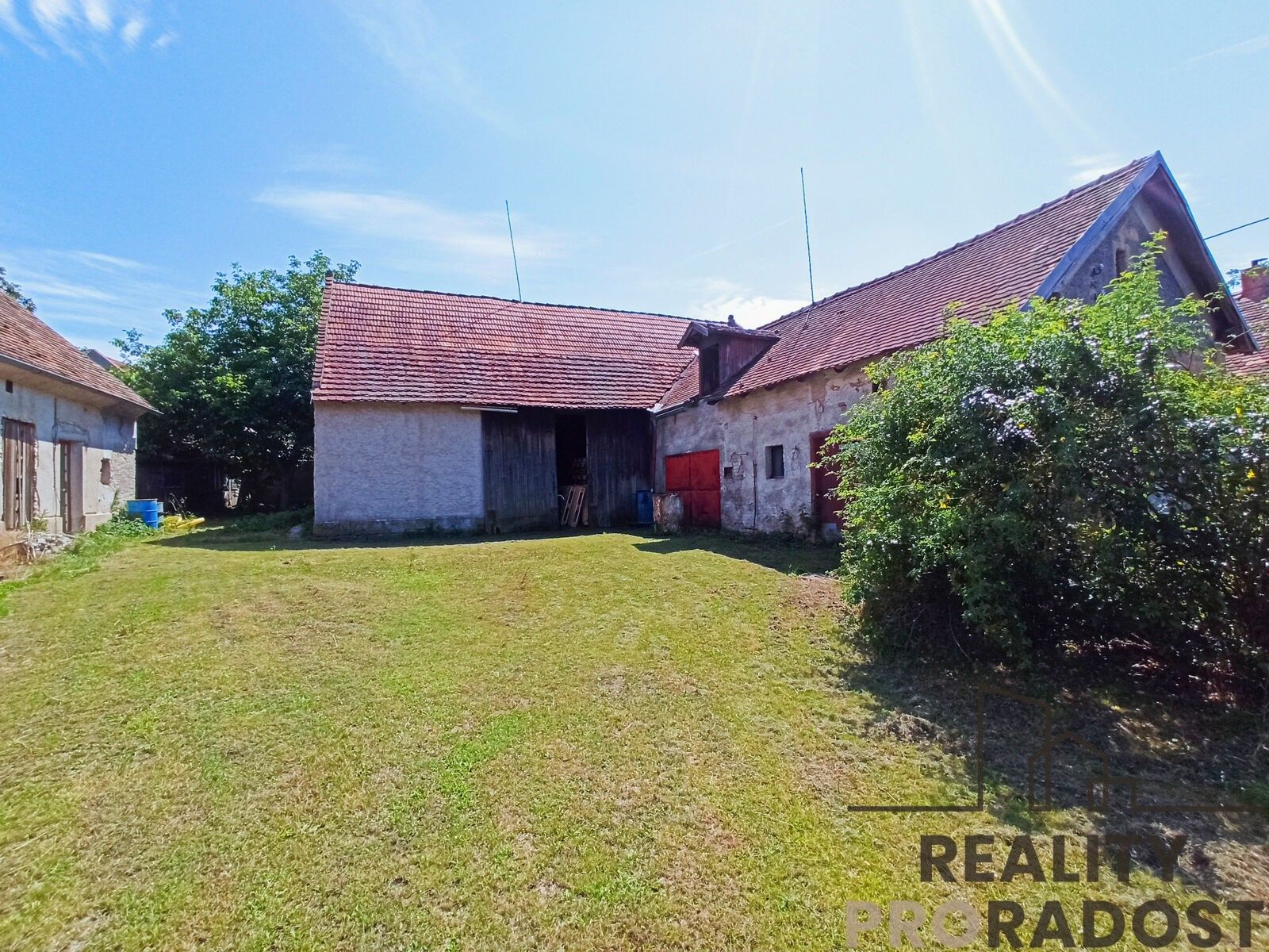 Prodej rodinný dům - Dřenice, 290 m²