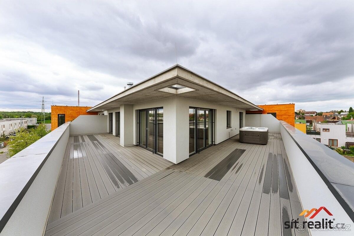 Prodej byt 3+kk - Praha, 198 00, 89 m²
