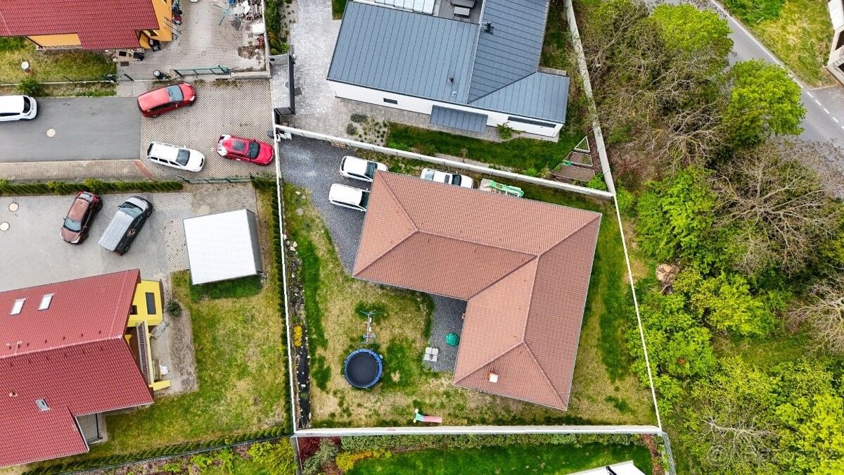 Prodej dům - Líbeznice, 250 65, 614 m²