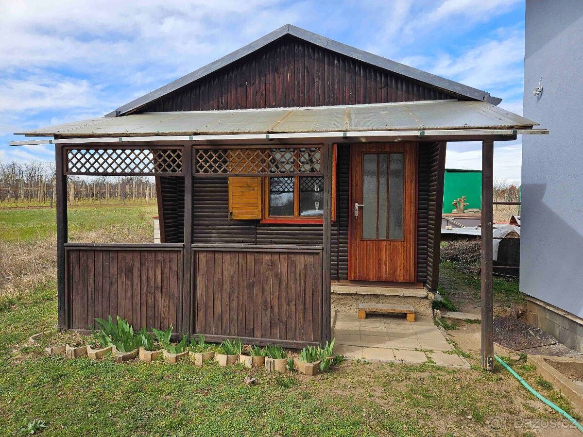 Zahrady, Břeclav, 690 06, 1 793 m²