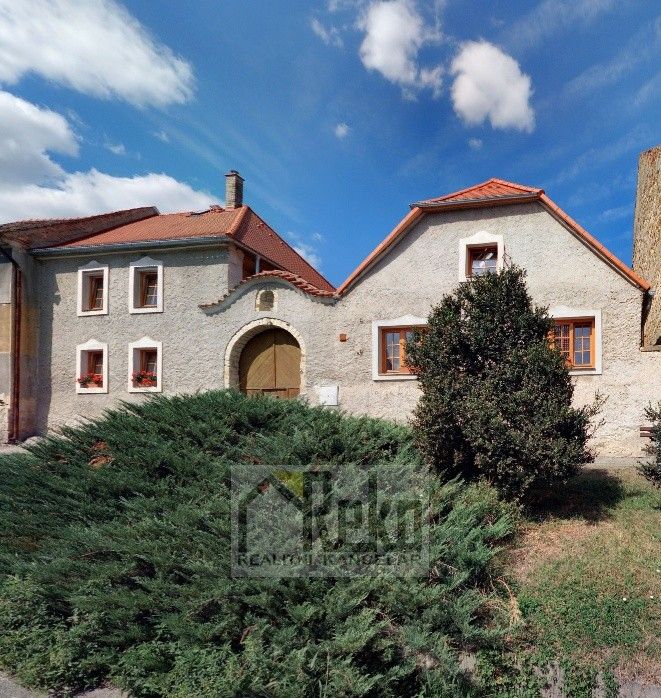 Prodej rodinný dům - Vraný, 226 m²