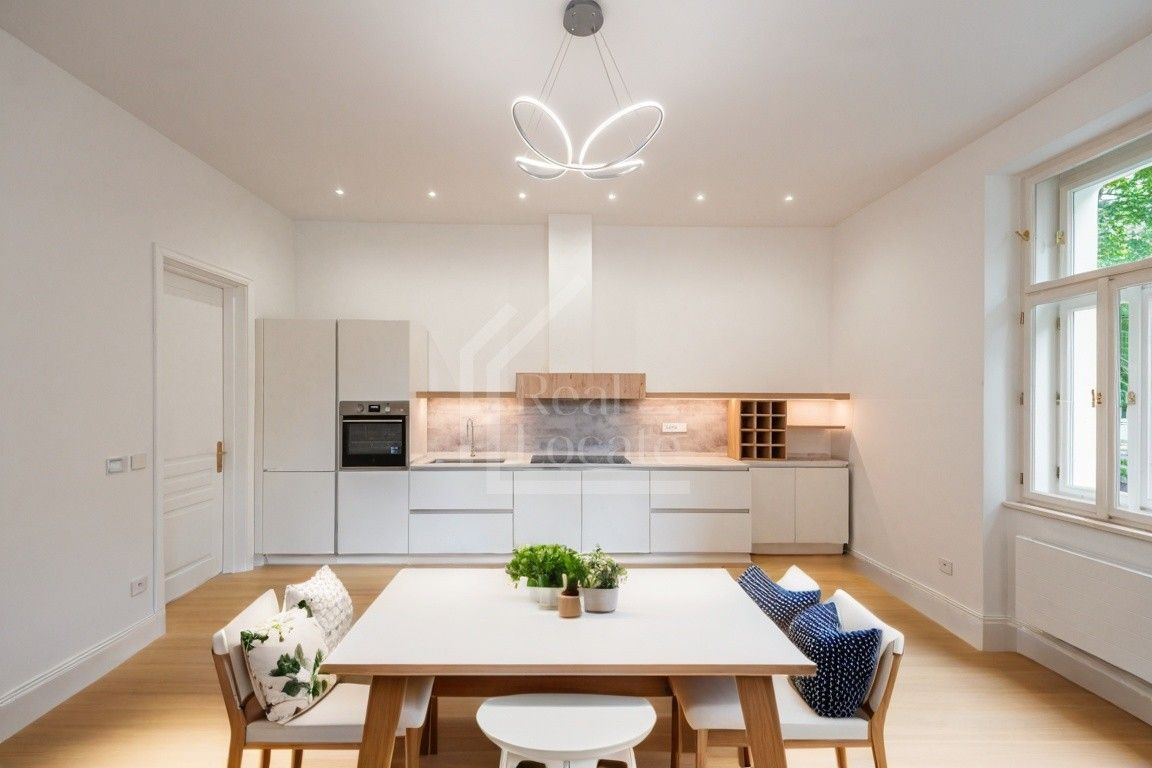2+1, Třebízského, Praha, 86 m²