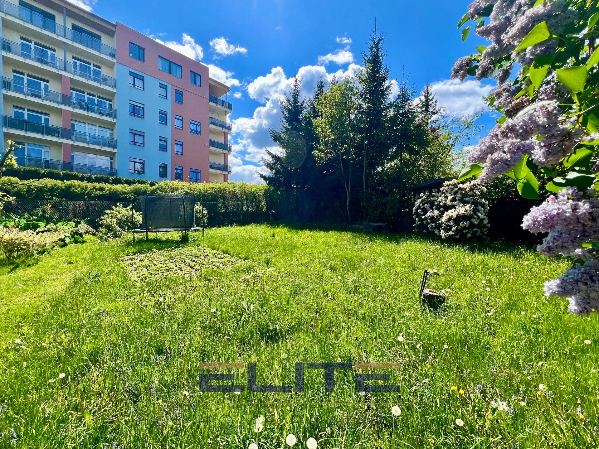 Zahrady, Uralská, Liberec, 239 m²