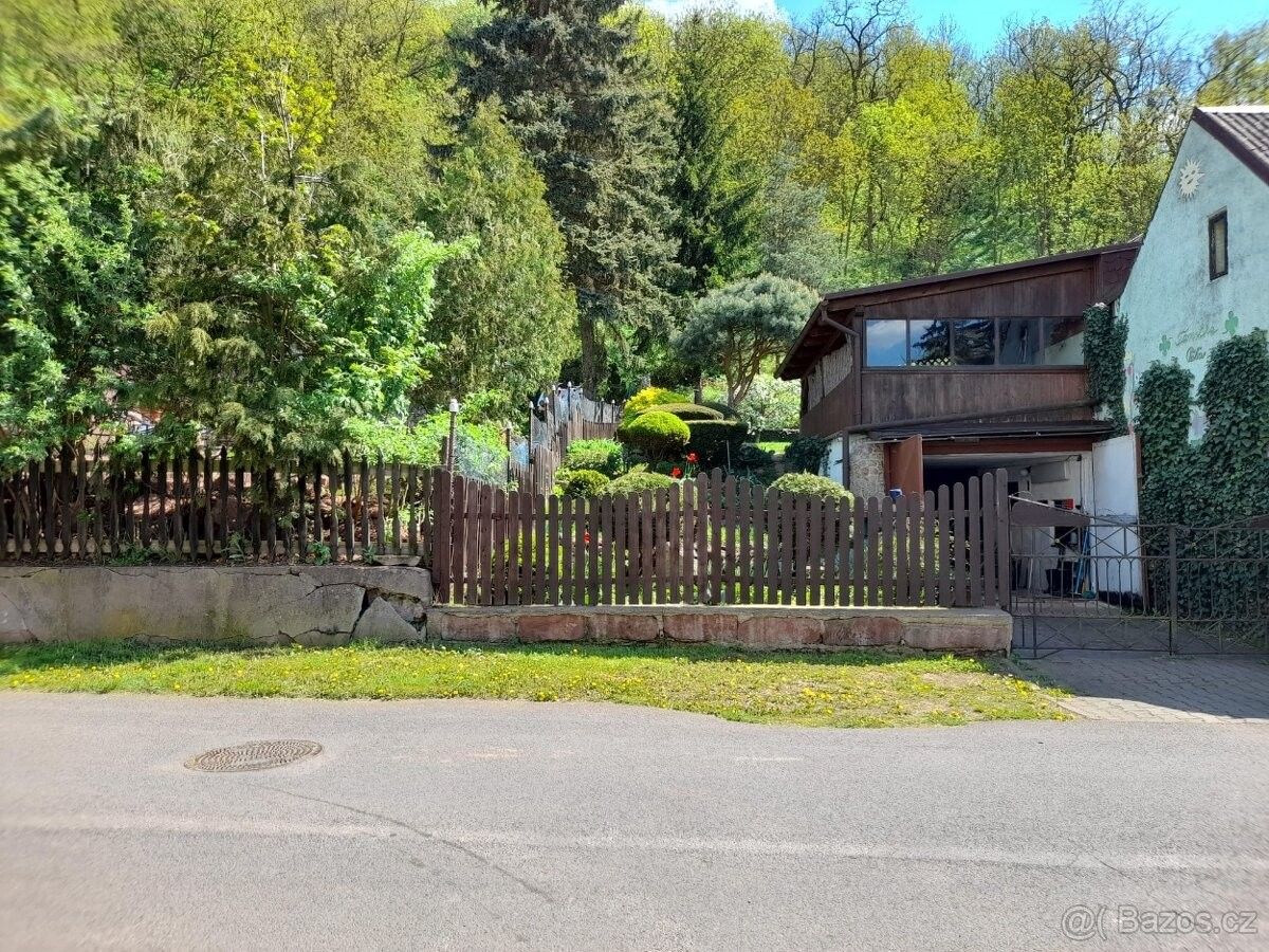 Prodej dům - Kryry, 439 81