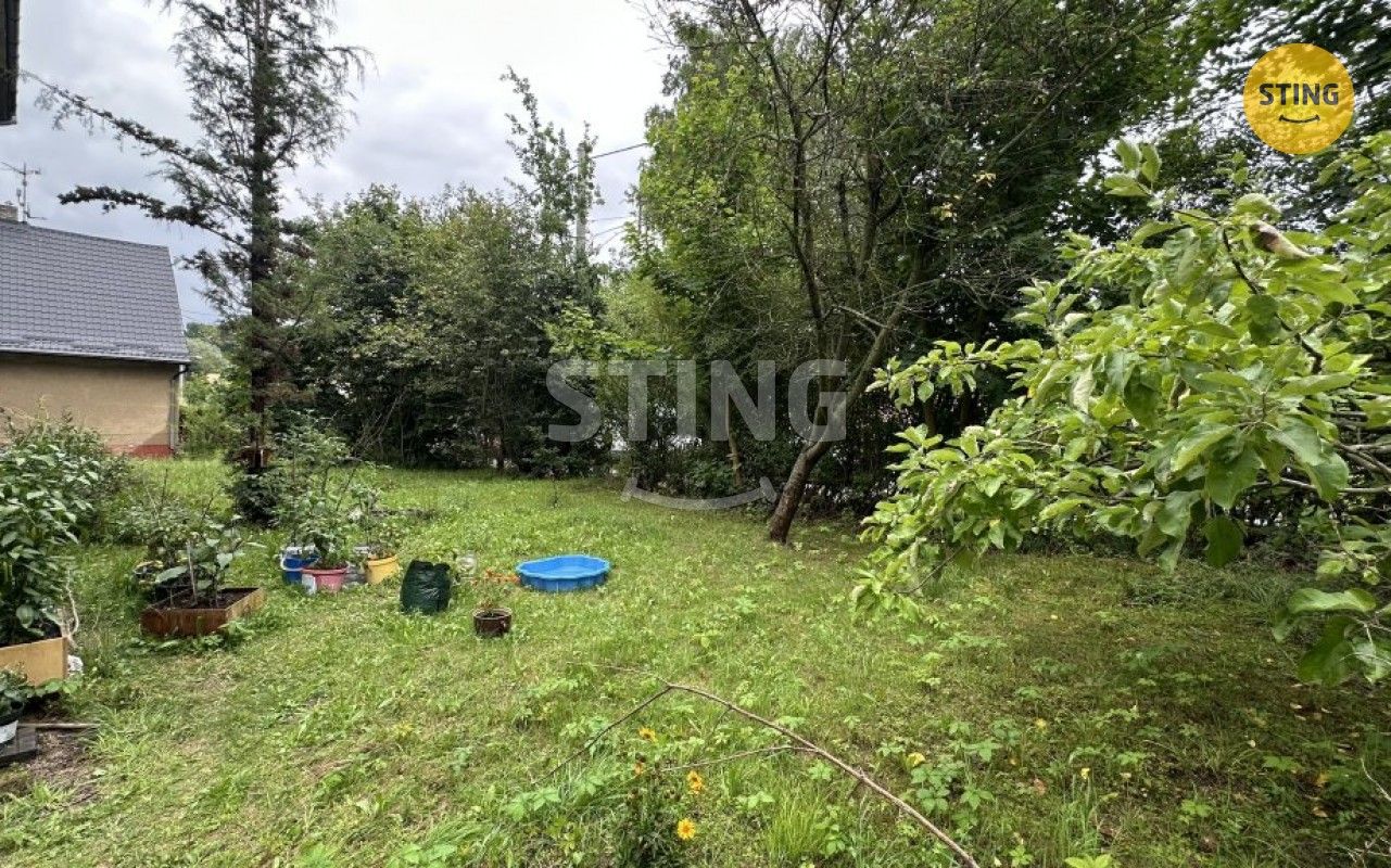 Zahrady, Šumbark, Havířov, 493 m²