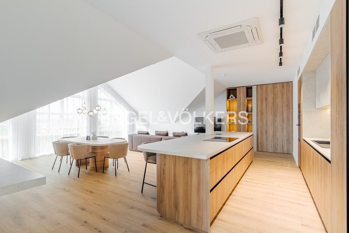 2+kk, Chlumčanského, Praha, 112 m²