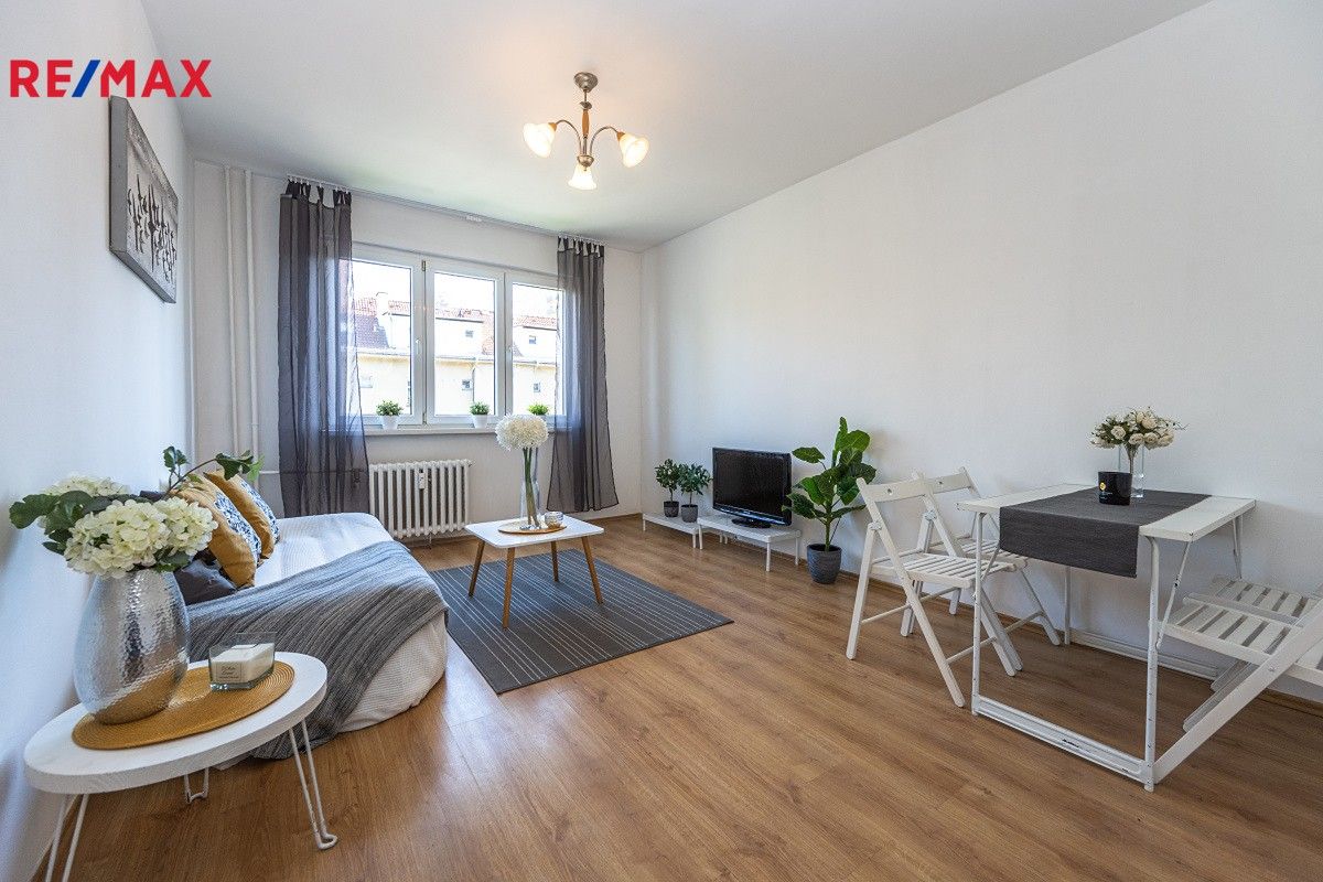 2+1, Nad vodovodem, Praha, 55 m²