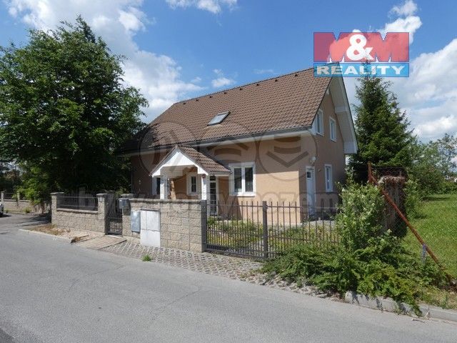 Rodinné domy, Louny, 1 814 m²