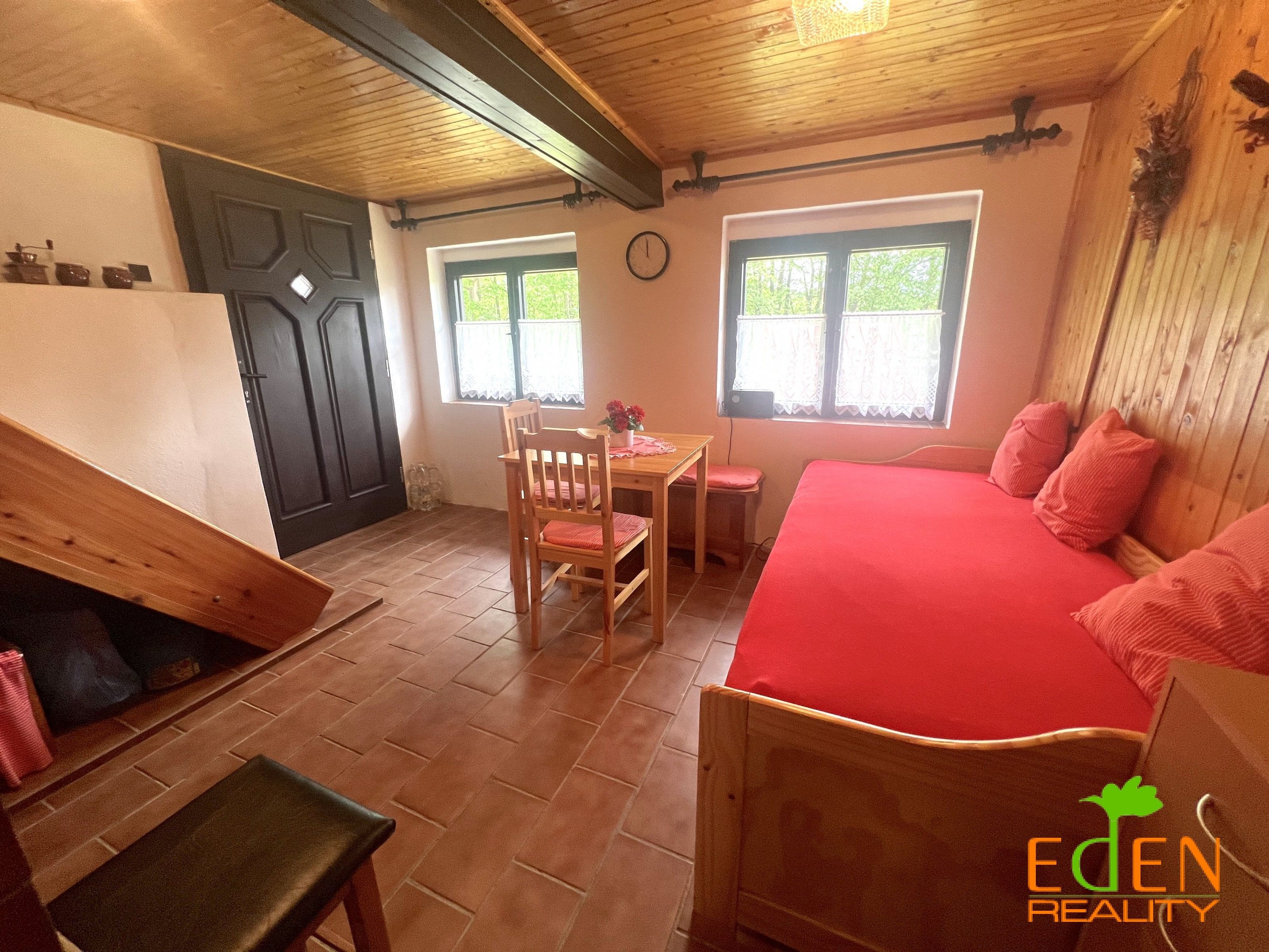 Prodej chata - Blovice, 57 m²