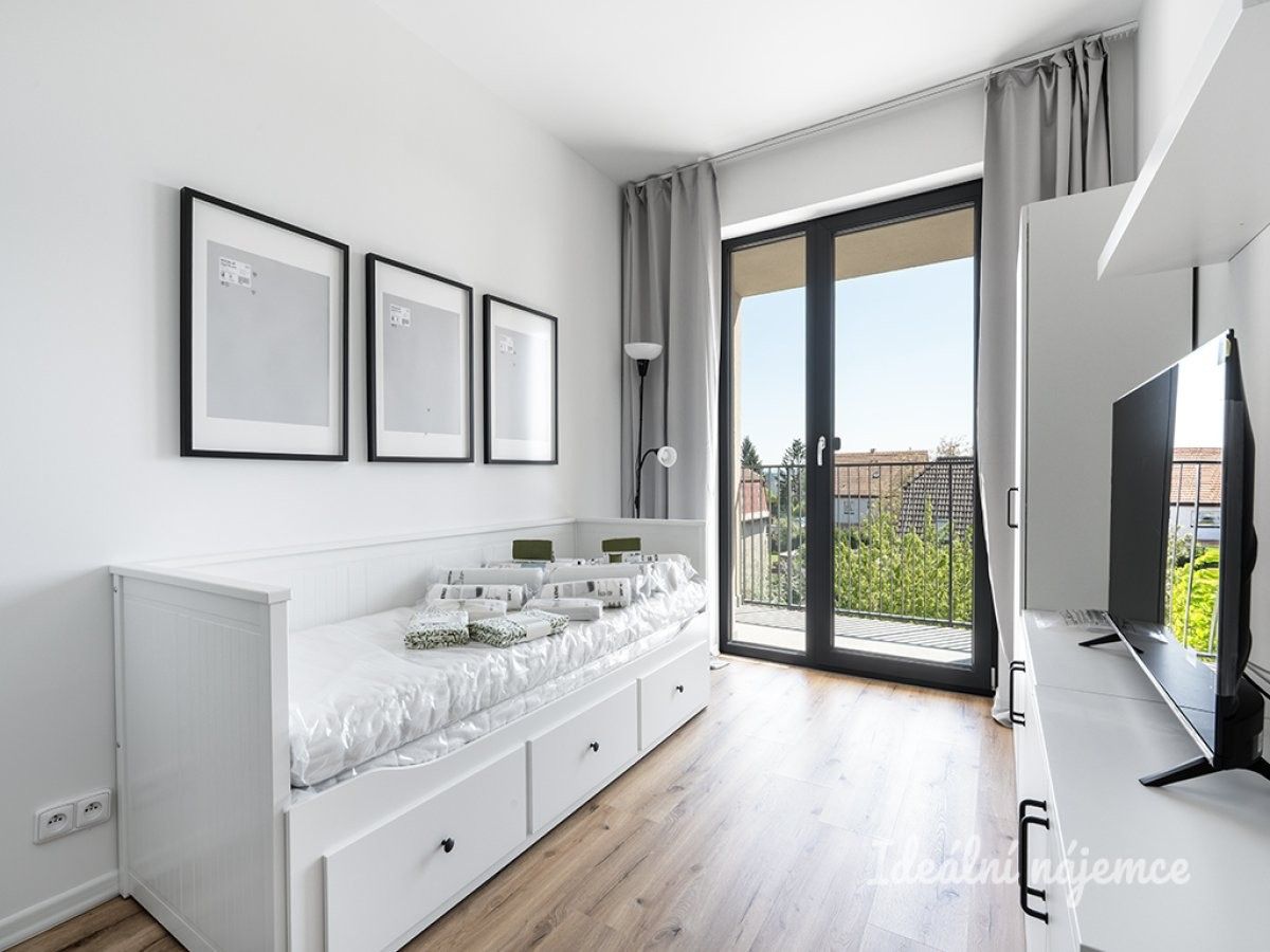 1+kk, Jordánská, Praha, 24 m²