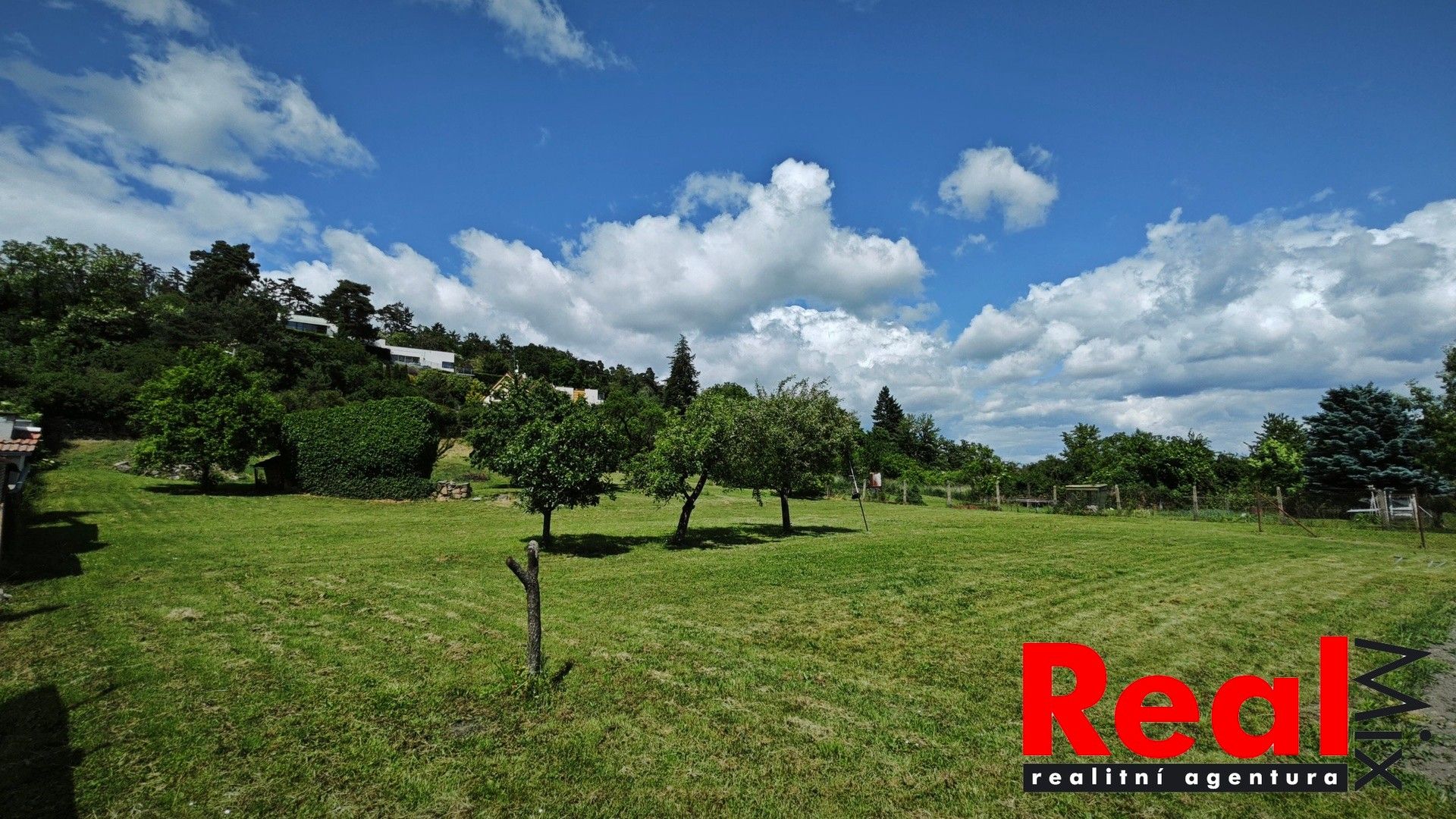Pozemky pro bydlení, Luleč, 2 295 m²