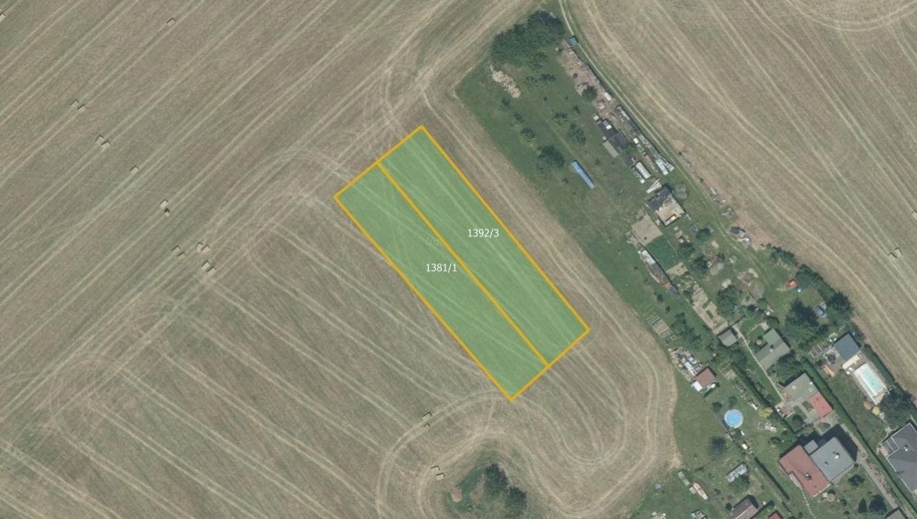 Zemědělské pozemky, Hrabyně, 2 588 m²
