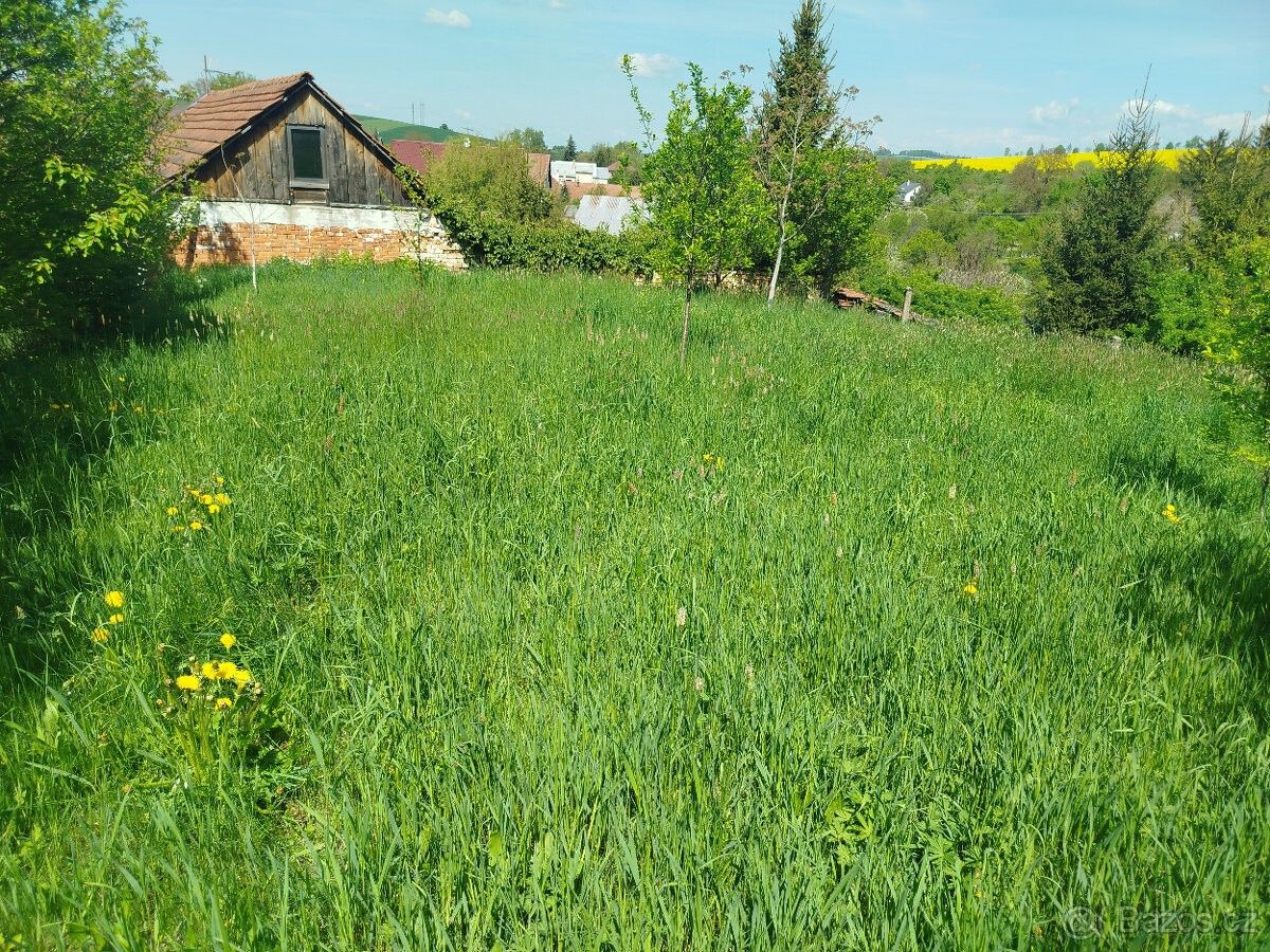 Prodej pozemek pro bydlení - Brno, 602 00, 842 m²