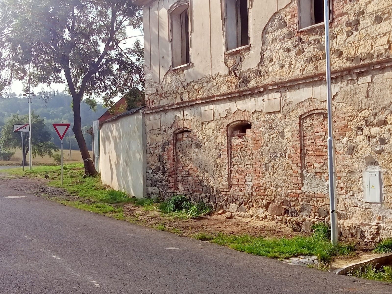 Prodej rodinný dům - Kozly, 1 172 m²