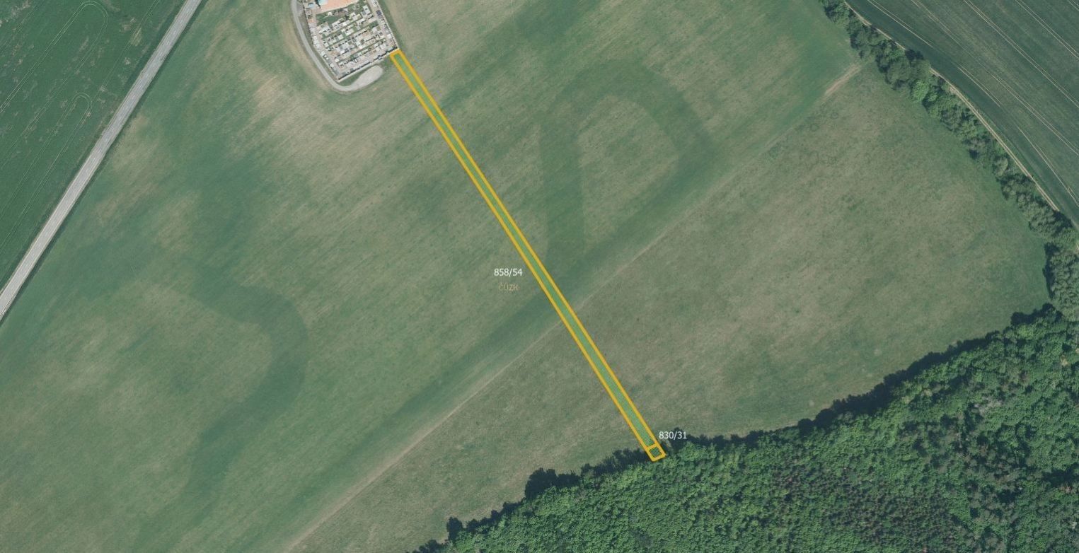 Zemědělské pozemky, Roštín, 5 325 m²
